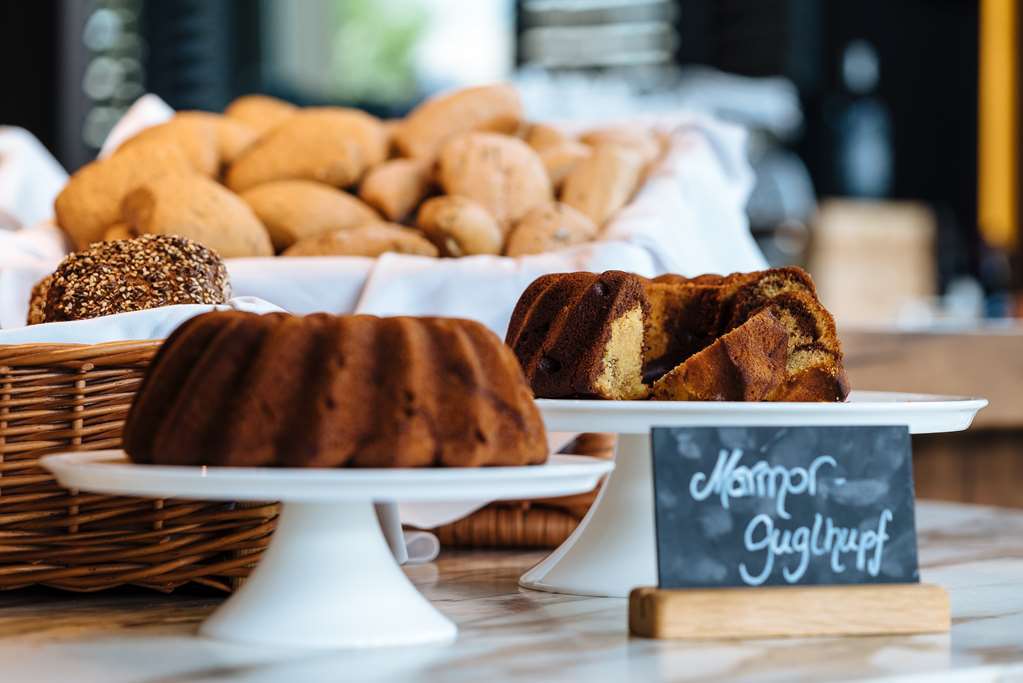 Motel One Luebeck Restaurant photo